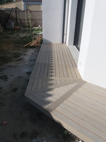 terrasse bois en pin radiata gris